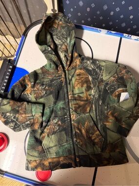 Children's Hooded Puffer Jacket in Green Camo
